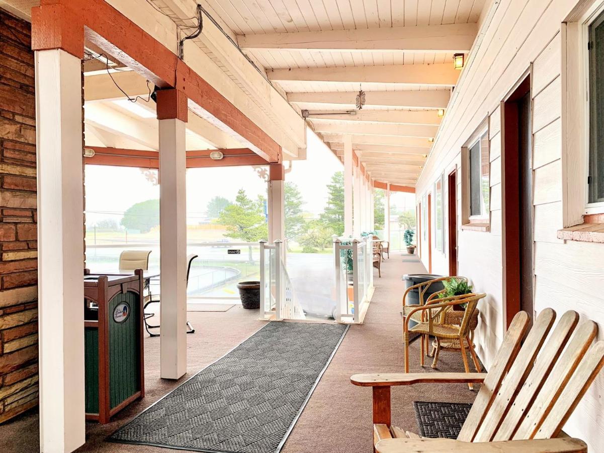 Breakers Boutique Inn Westport Exteriör bild